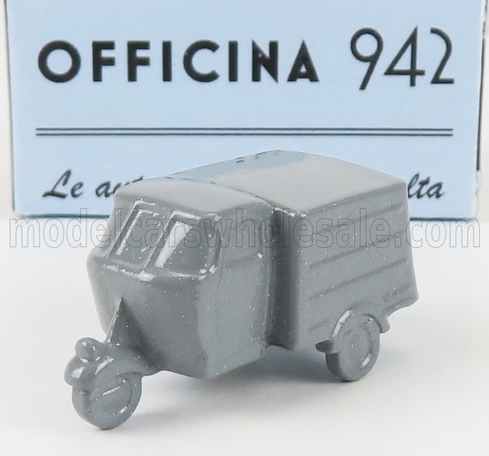 1:76 PIAGGIO Ape 150c (1956), Grey - ART1033B