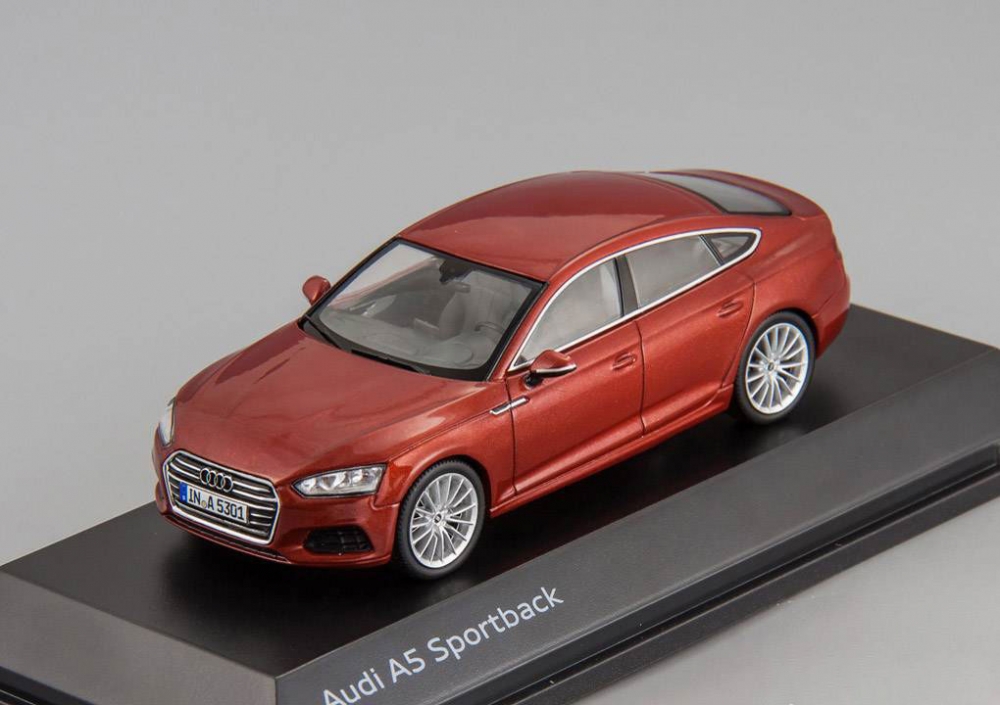 1:43 Audi A5 Sportback (2016), red - 5011605032