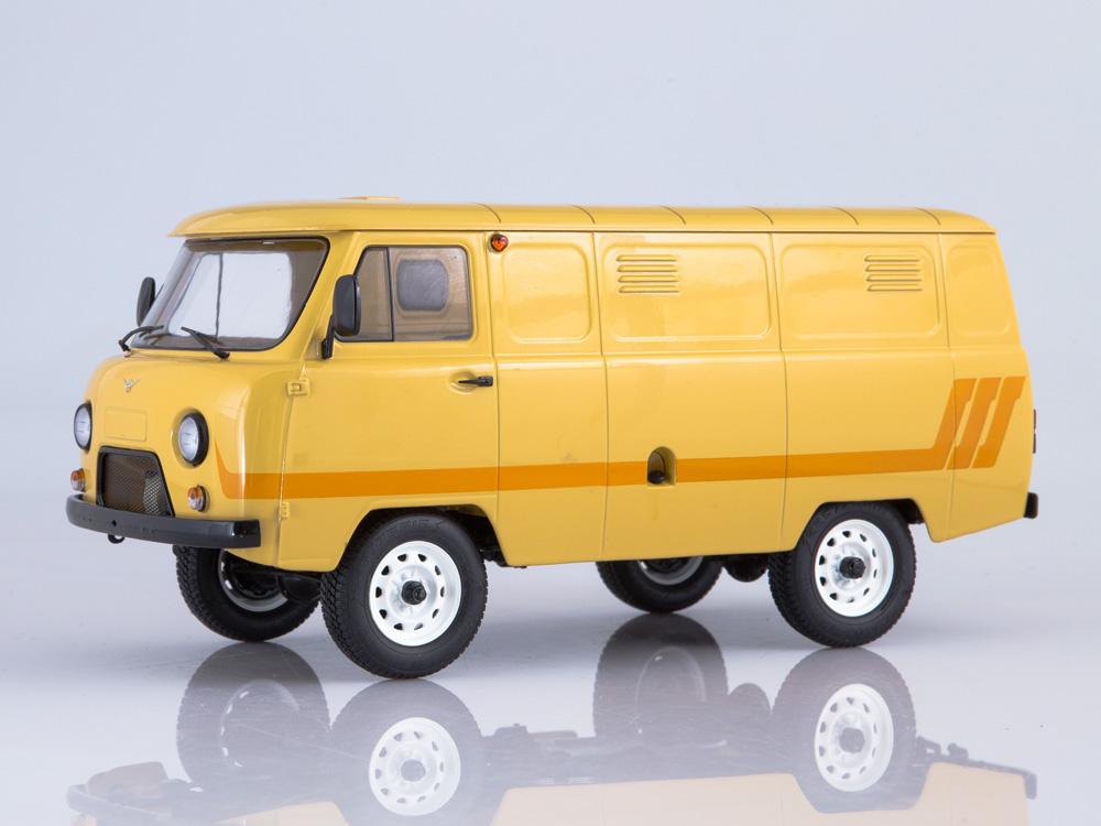 1:18 УАЗ-3741 фургон (1980), бежевый - SSM2007