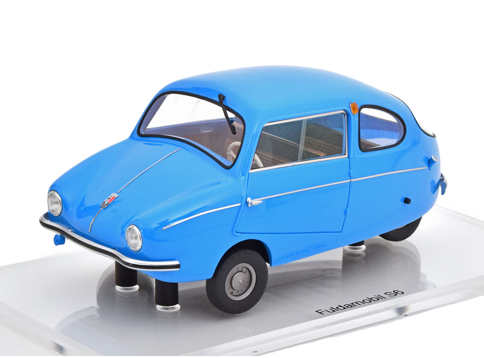 1:18 Fuldamobil S6 голубой - DNA000008