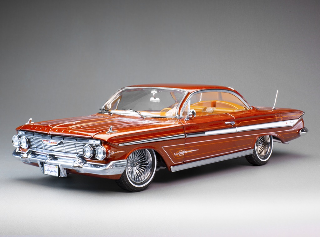 1:18 CHEVROLET Impala  Cabriolet Hard top Lowrider (1961), orange - 02113