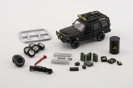 1:64 LAND ROVER Discovery 1 *Right Hand Drive*, black smile with accessory 1998 - BM64B0204RHD