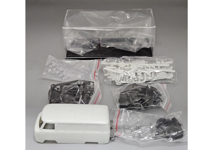 1:43 Сборная модель фургон - 545003