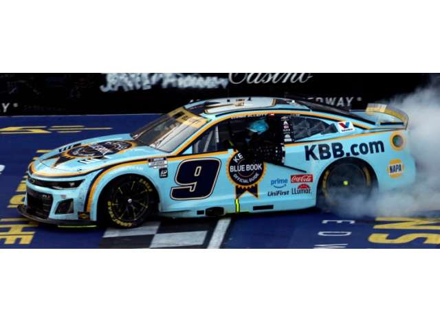 1:24 CHEVROLET #9 Chase Elliott *Kelley Blue Book*, blue 2025 - WX92523KBBCLW