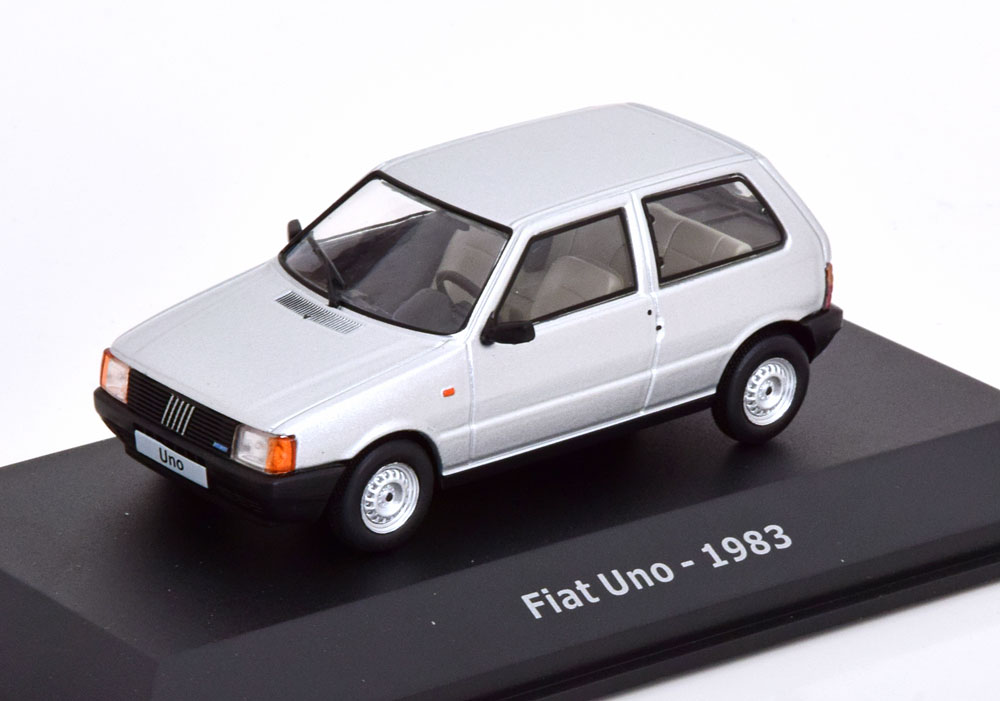 1:43 FIAT Uno (1983), silver - ADD153