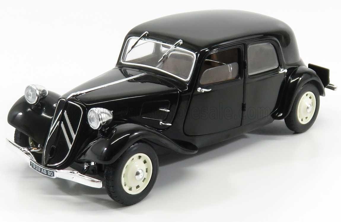 1:18 CITROEN 11cv Traction (1937), Black - S1800903