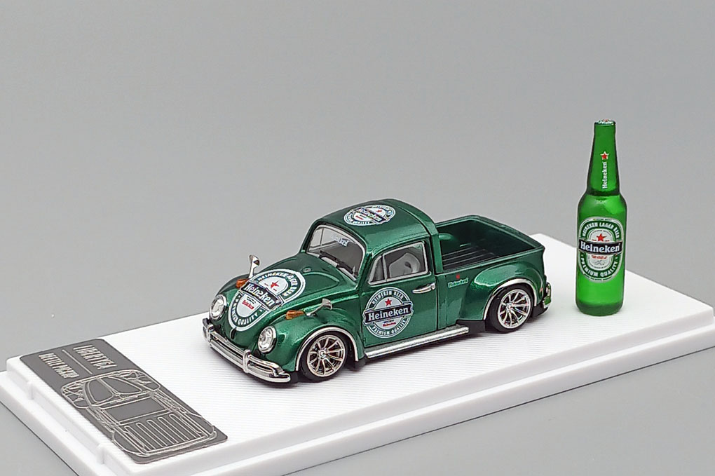 1:64 VOLKSWAGEN Beetle PickUp Heineken Livery, green metallic - CM420HL