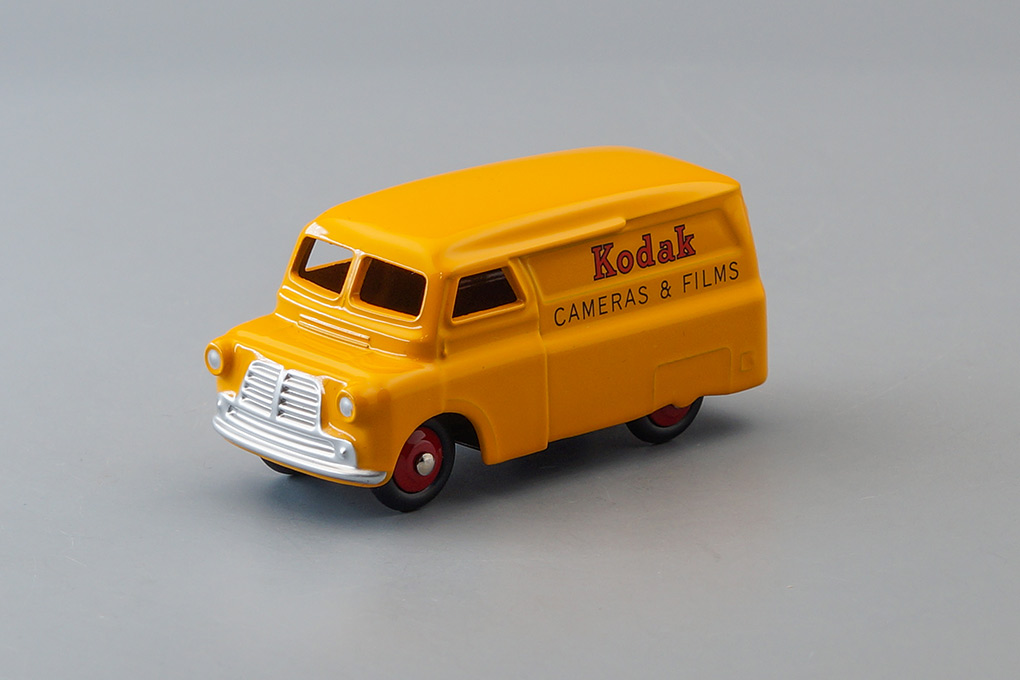 1:43 BEDFORD 10 CWT van Kodak, yellow - 480