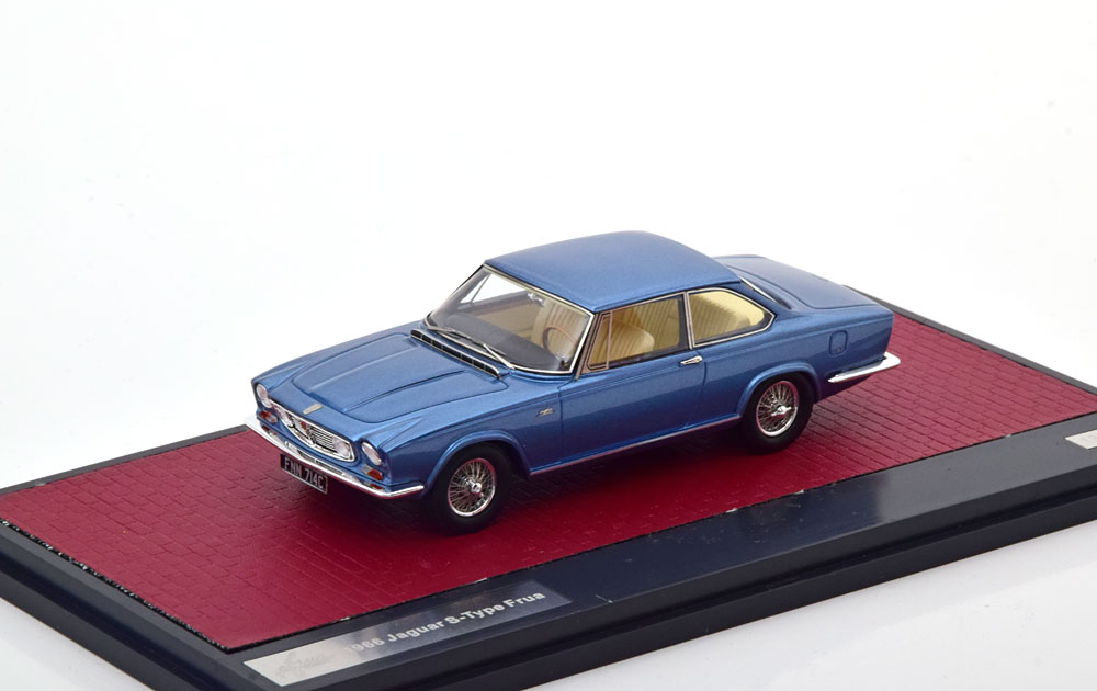 1:43 JAGUAR S-Type Frua (1966), light blue-metallic - MX41001-171