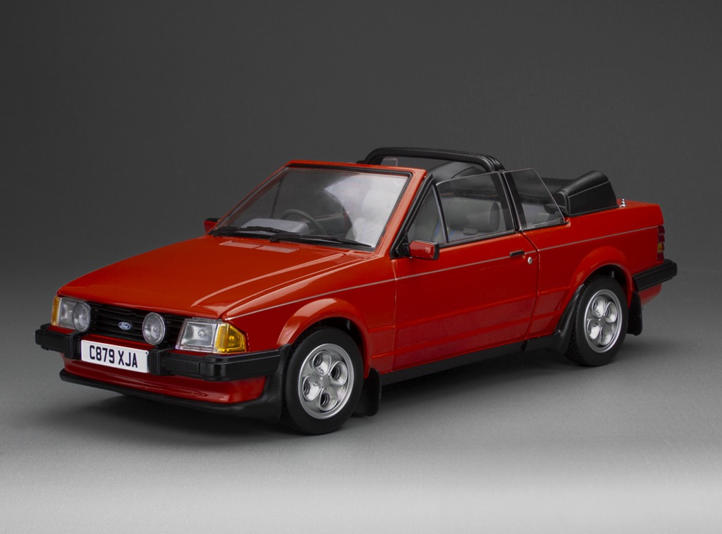 1:18 FORD Escort XR3i Cabriolet (1984), sunburst red - 4989R