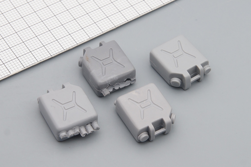 1:24 Канистра, комплект 4 шт - SG026