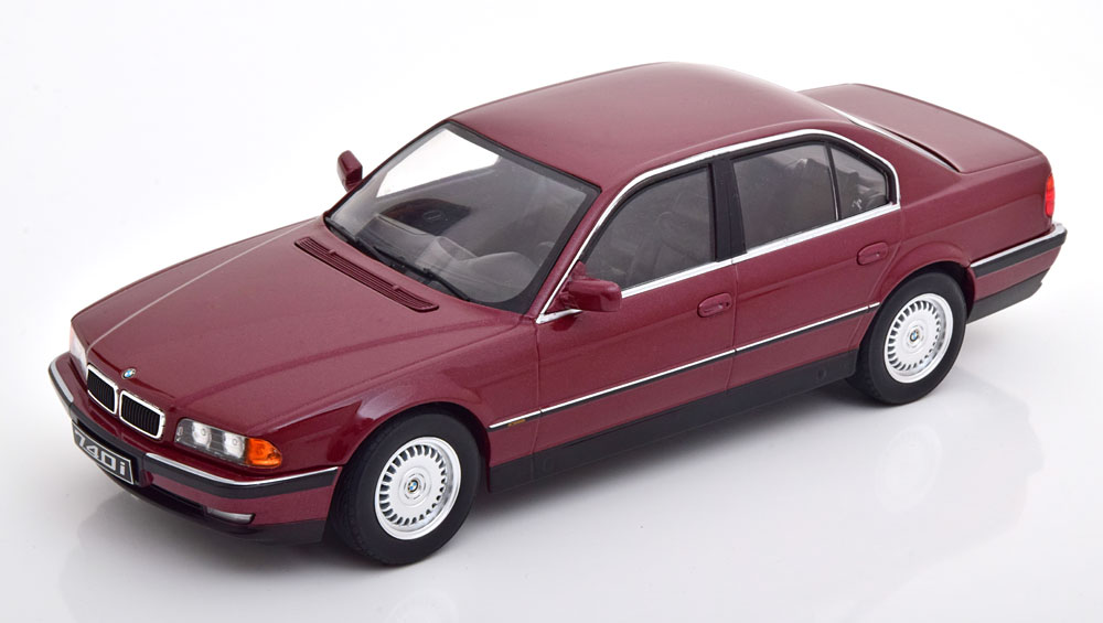 1:18 BMW 740i E38 (1994), dunkelrot-metallic - KK180364