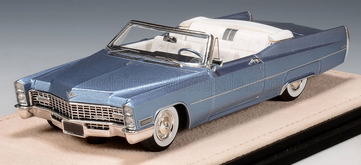 1:43 CADILLAC DE VILLE Cabriolet Open (1967), blue - STM67701