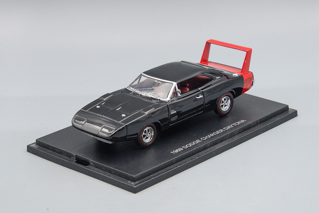 1:43 DODGE Charger Daytona (1969), Black/Red - 410003-X1
