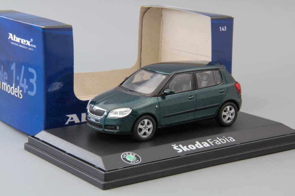 1:43 SKODA Fabia II 4-door (2007), amazonian green - 008HN
