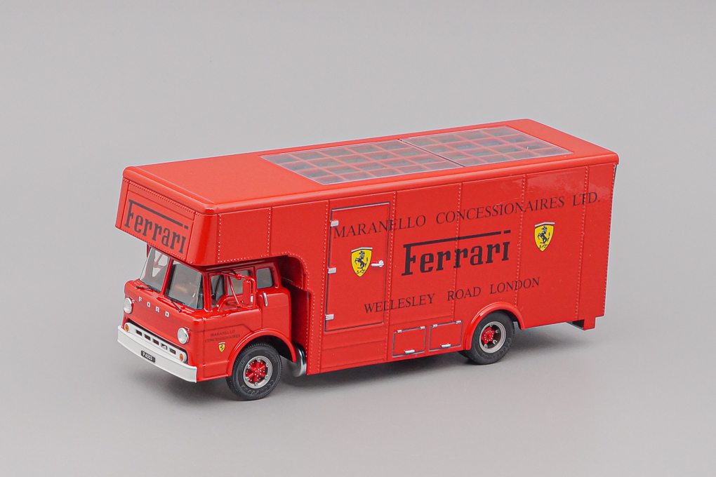 1:43 (Уценка!) FORD C-Type Truck F1 Ferrari Car Transporter Uk Maranello Concessionaries Ltd, red - EXO00013-Z1