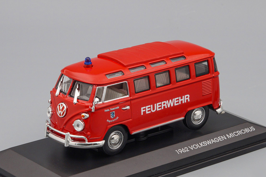1:43 VOLKSWAGEN Microbus Feuerwehr (1962), red - 43211