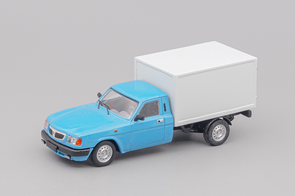 1:43 ГАЗ 17310В 'Трофим', голубой / белый - LOT01581