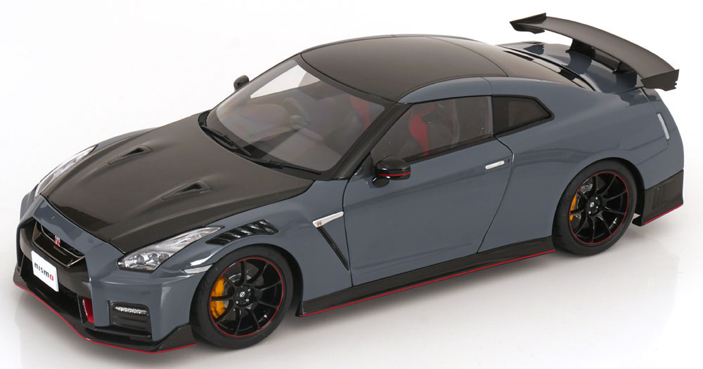 1:18 NISSAN GT-R (R35) Special Edition (2022), grey carbon - 77505