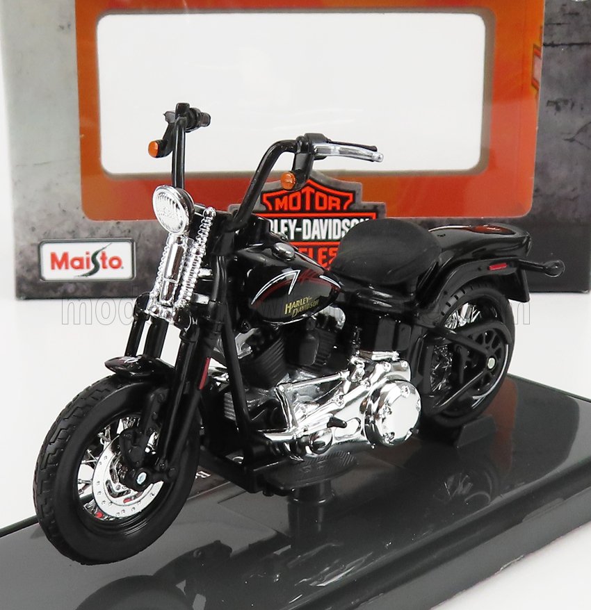 1:18 HARLEY DAVIDSON Flstsb Cross Bones (2008), Black - 18867Z
