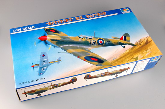 1:24 Сборная модель Британский истребитель Supermarine SPITFIRE Mk.VB/TROP - 02412