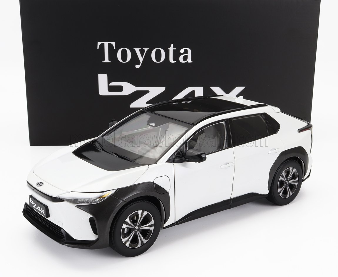 1:18 TOYOTA Bz4x (2022), Wind Chill Pearl - 5651