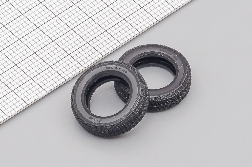 1:43 Покрышка для РАФ, цена за шт - XR-364