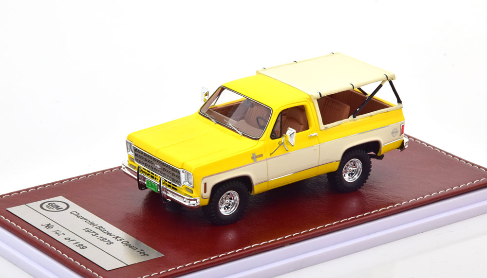 1:43 CHEVROLET K-5 Blazer (1973-1978), gelb/weiß - GIM070A