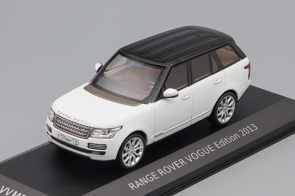 1:43 RANGE ROVER Vogue (2013), white - VVM109