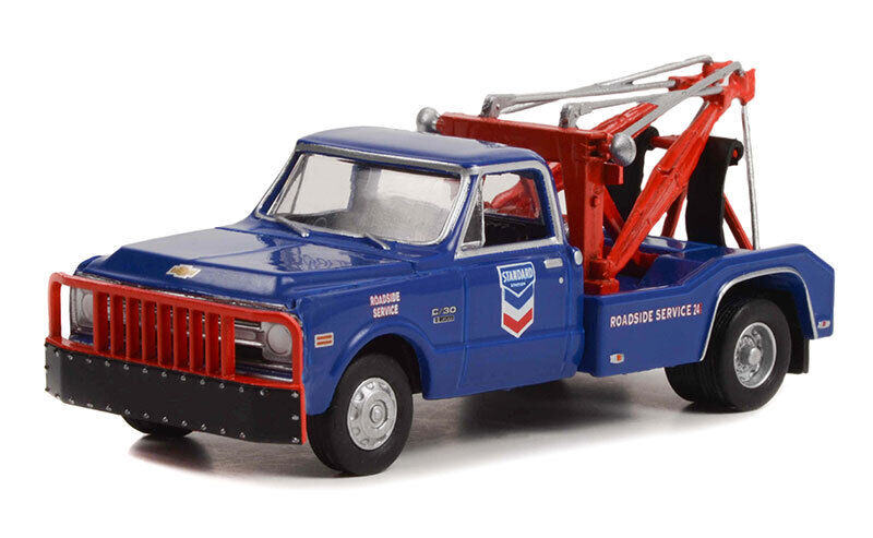 1:64 CHEVROLET C-30 эвакуатор 'Standard Oil Company Roadside Service 24H' (1969) - 46100A