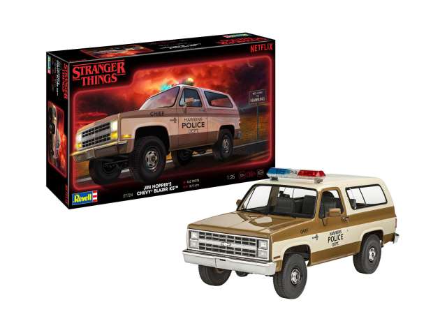 1:25 Сборная модель Chevrolet K5 Blazer *Stranger Things*, Level 3 1985 - 07724