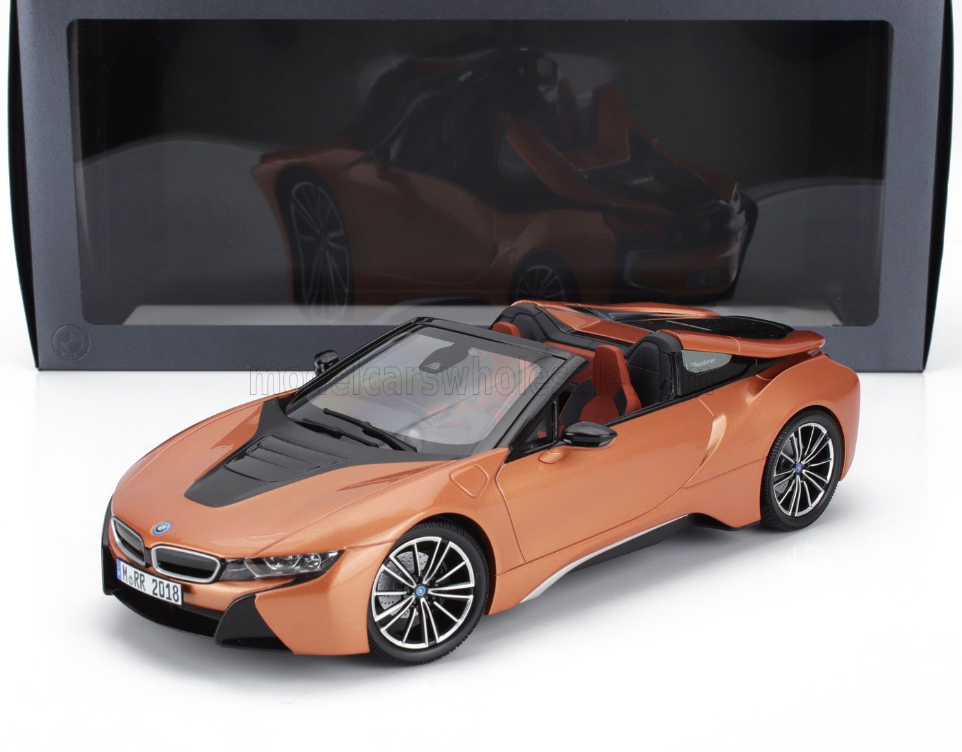 1:18 BMW I8 Hybrid Roadster (i15) (2018), Copper Met Black - 80435B5D027