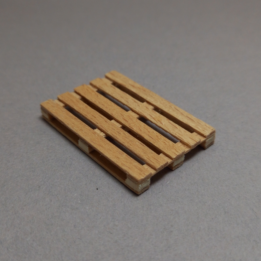 1:35 Паллет,  35*24*4 - ROG002