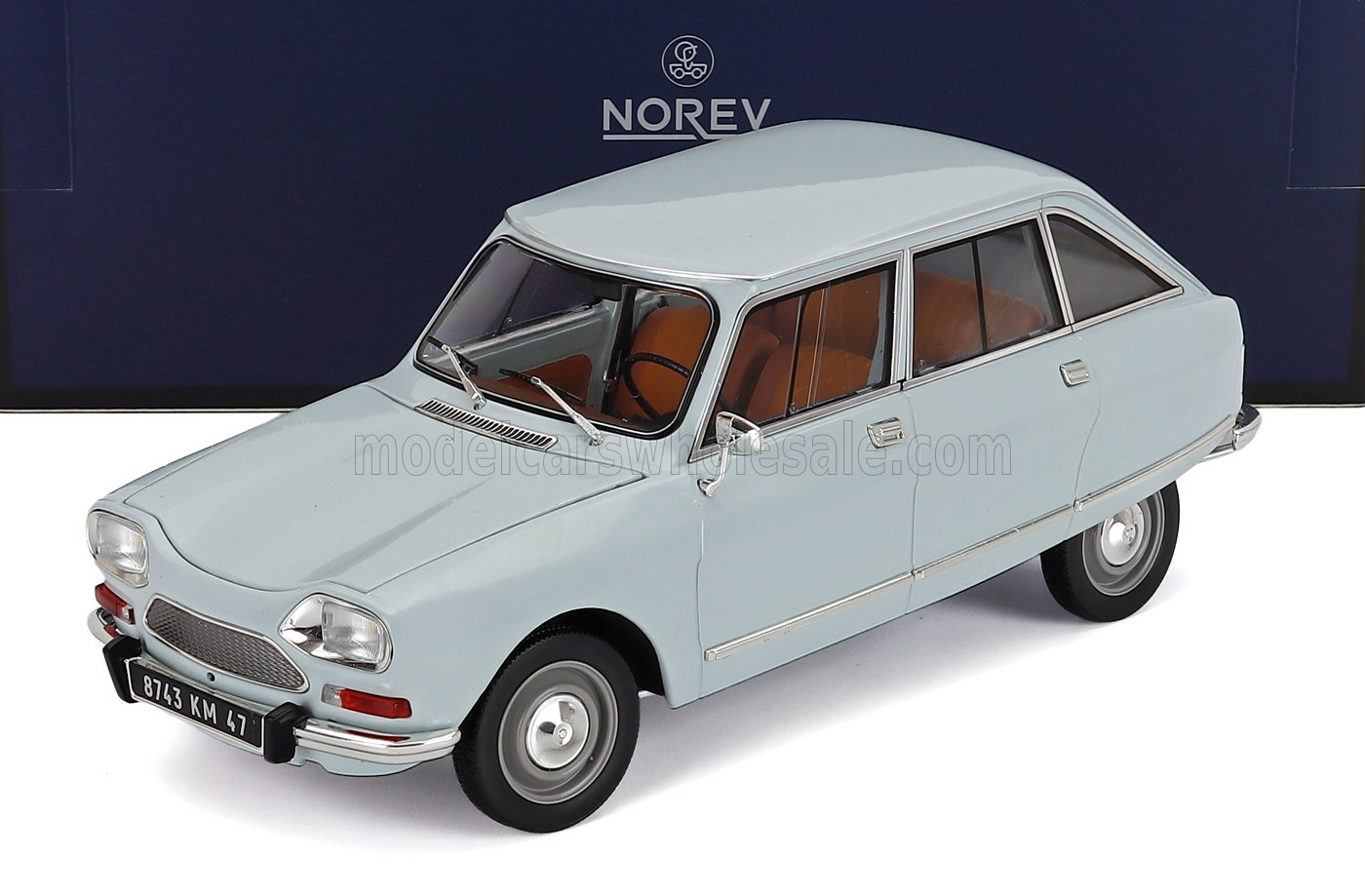 1:18 CITROEN Ami 8 Club (1969), Thasos Light Blue - 181669