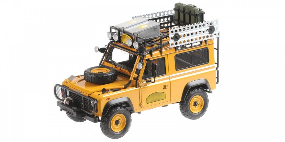 1:18 Land Rover Defender 90 'Camel Trophy Borneo 1985' - ALM810213