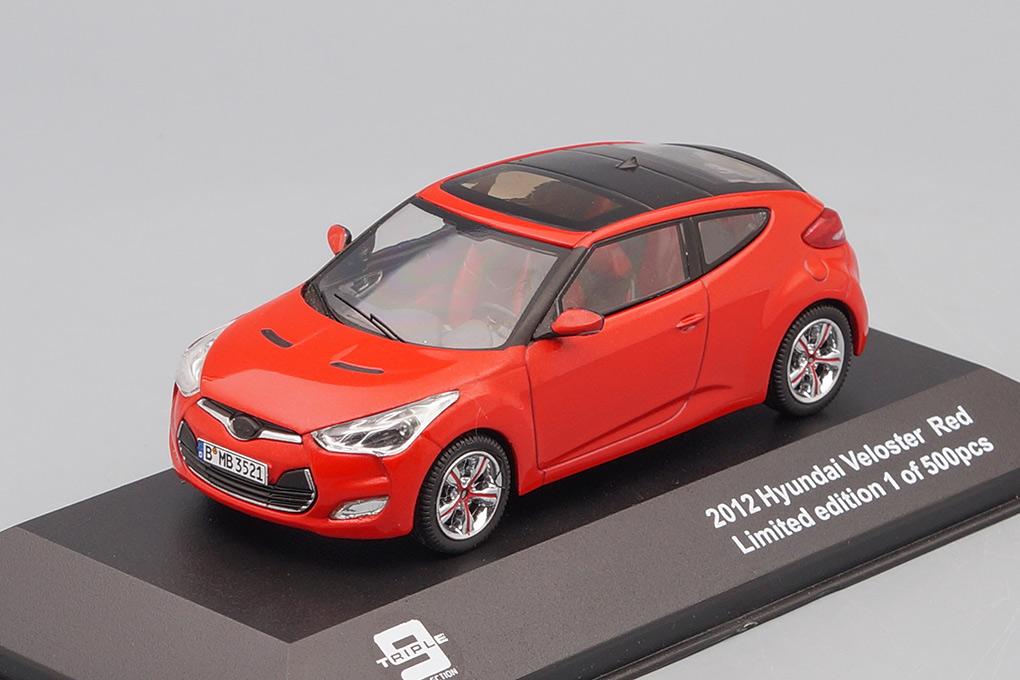 1:43 HYUNDAI Veloster (2012), red - T9P-43036