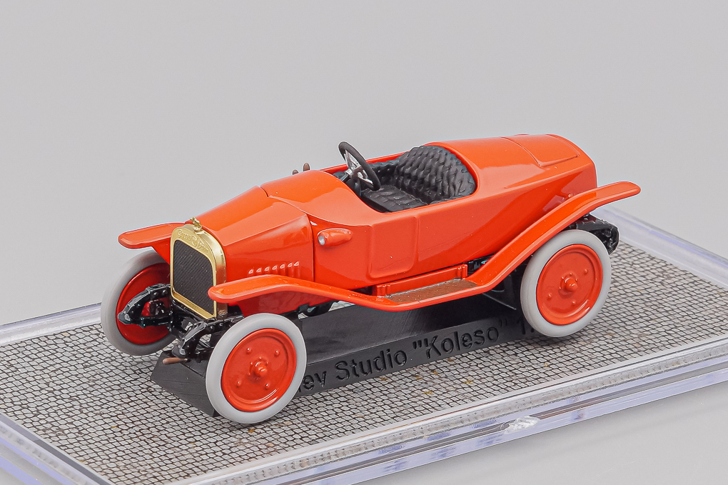 1:43 РУССО-БАЛТ К12-24 НР Родстер, IV международная Выставка в Михайловском манеже в Санкт-Петербурге 1913, красный - K026