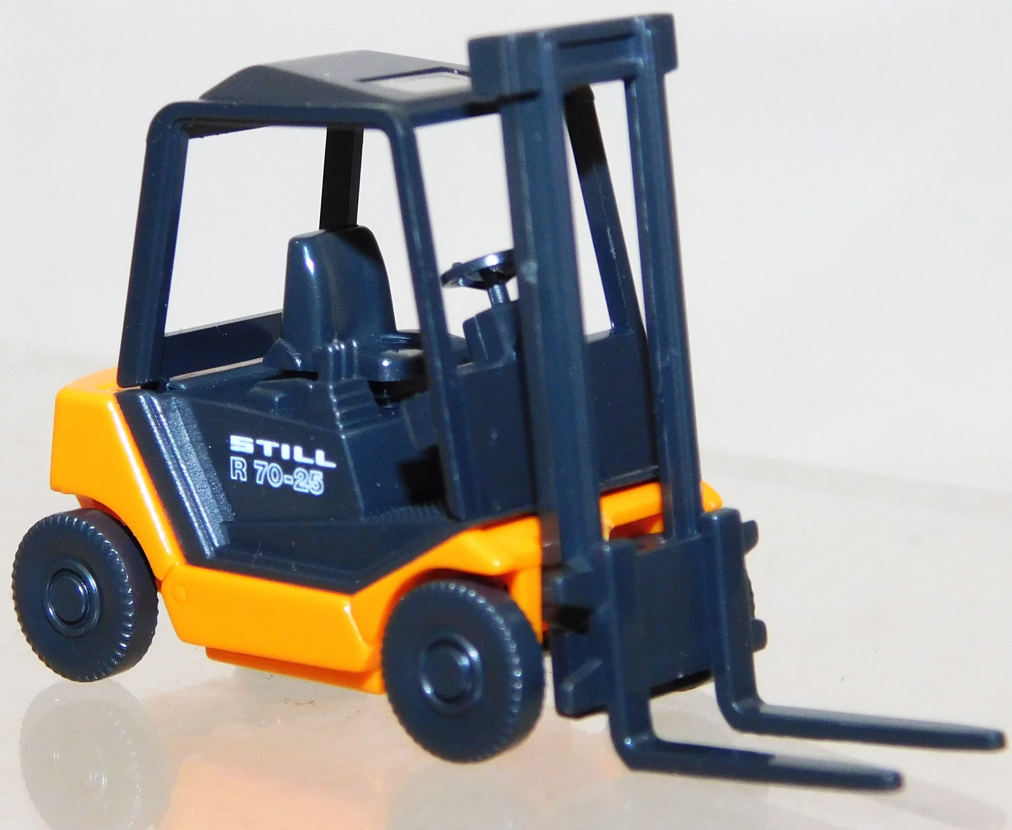 1:87 Still R 70-25 погрузчик - 6630114-X1