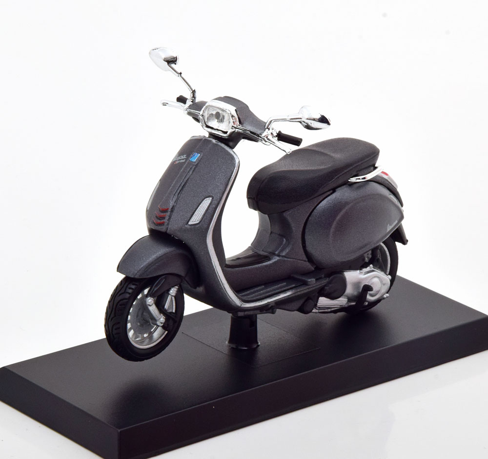 1:18 PIAGGIO Vespa (2014), graumetallic - AWW1004