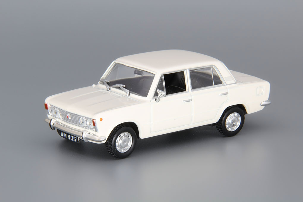 1:43 FIAT 125Р, Автолегенды СССР 165, белый - AL165