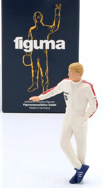 1:18 Фигурка гонщика Вальтер Рёрль - AE180225