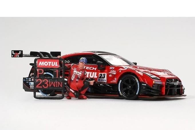 1:64 NISSAN GT-R NISMO #23 'MOTUL AUTECH GT-R 2021' SUPER GT SERIES Suzuka winner с фигуркой Tsugio Matsuda - MGT00875