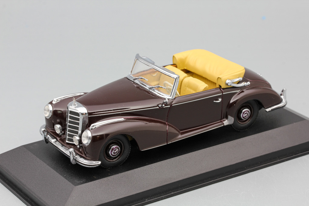 1:43 MERCEDES-BENZ 300S Cabriolet (1951-1955), brown - 430032332