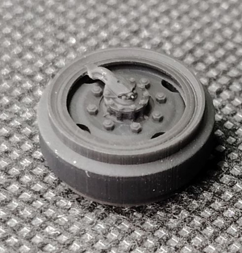 1:43 Диск ЗИЛ-131 позднего образца под подшипник 8мм - FZL131-022SH
