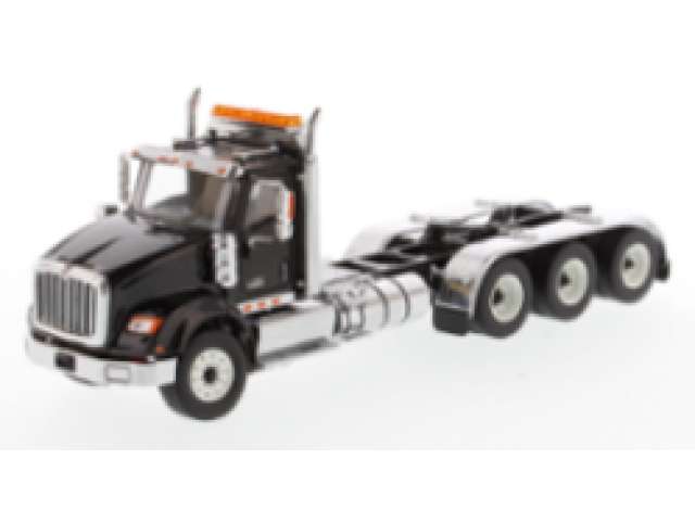 1:50 INTERNATIONAL HX620 Tridem Tractor, black - 71009