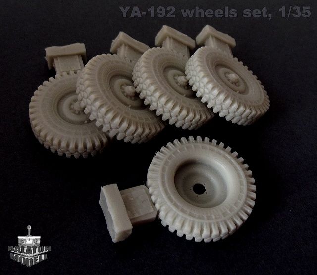 1:35 Набор колес (резина Я-192) для автомобилей УАЗ (Trumpeter) - BM3540