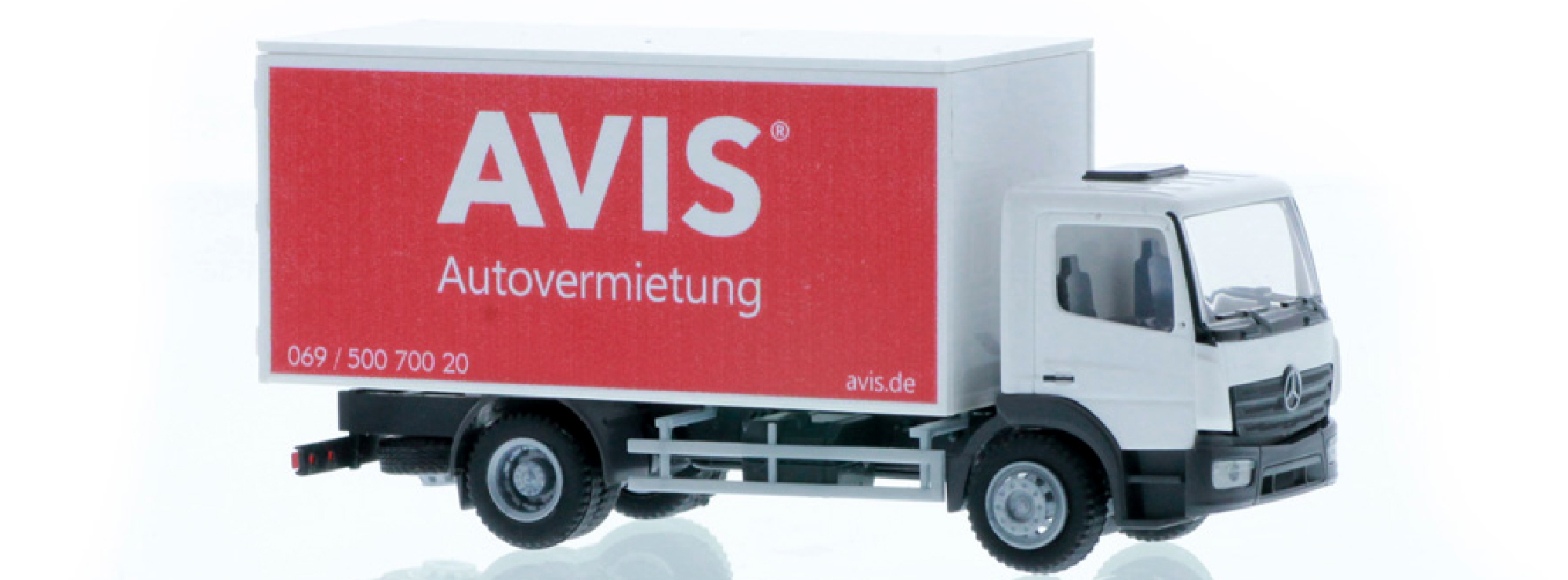1:87 MERCEDES-BENZ Atego фургон Avis Autovermietung красный с белым - 72504