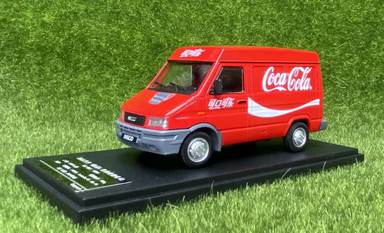 1:43 IVECO Turbo Daily 40-10 'Coca-Cola' (1989), red - IVTDRD