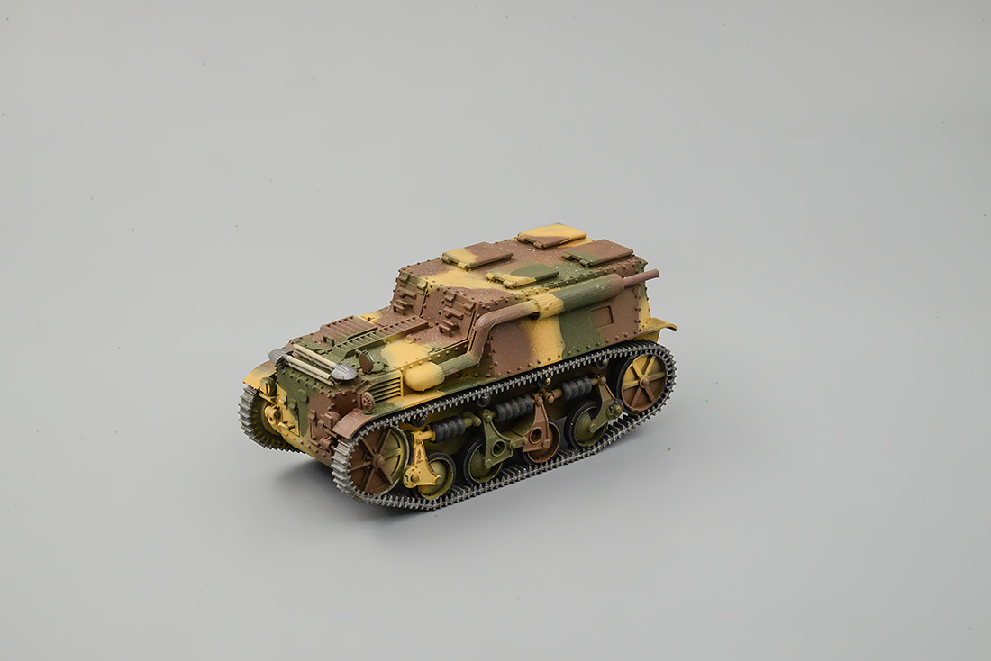 1:43 RENAULT YS Бронемашина наблюдения и связи - ds141