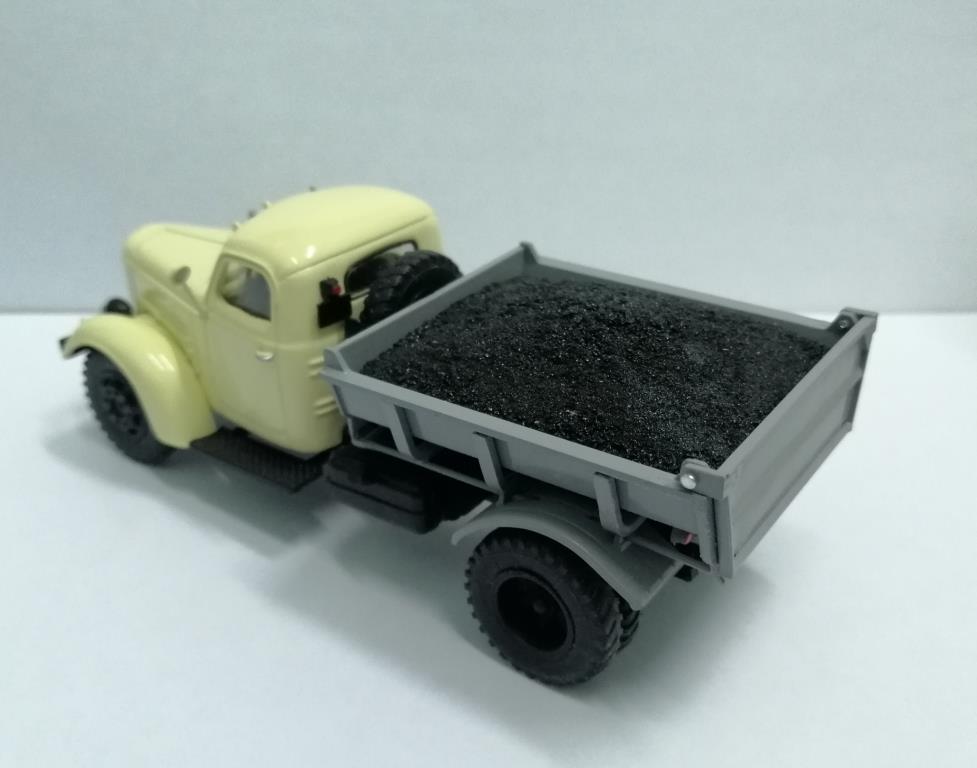 1:43 Груз в кузов ММЗ 585 асфальт - GRUZ035